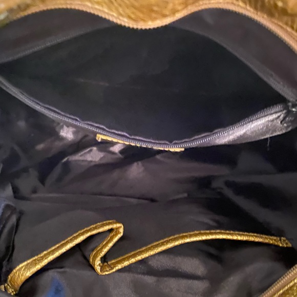 Miss Tina Taste of Couture Black Purse with gold accents - Picture 6 of 8